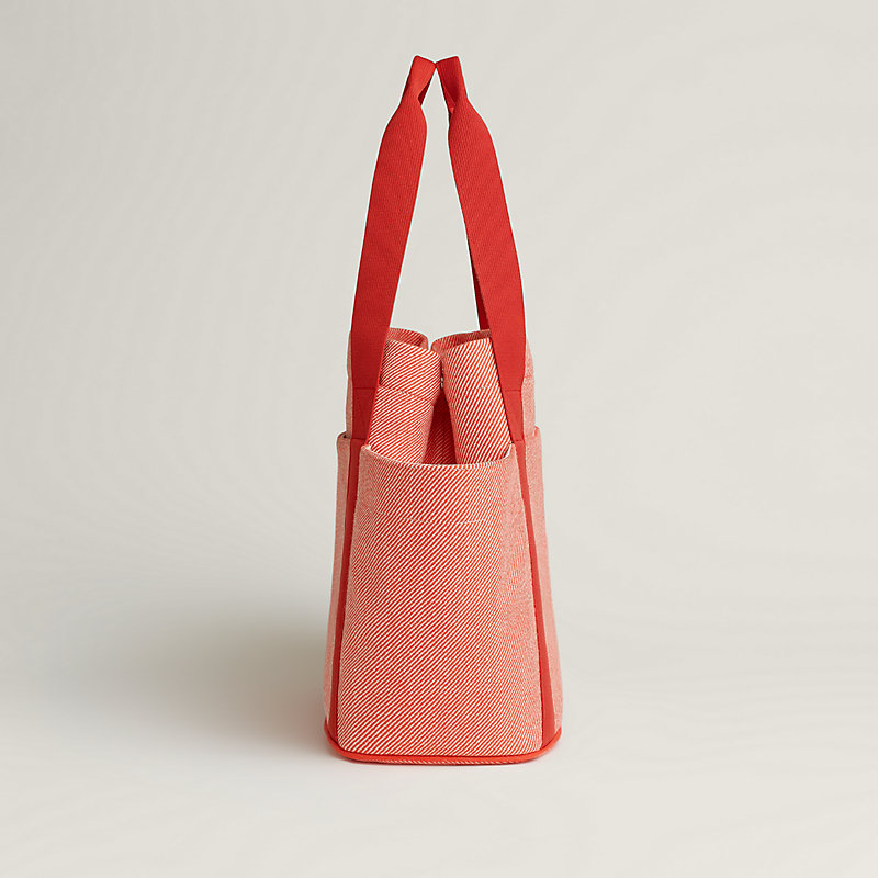 上質さが際立つ実用美 HERMES Animaux Nattes nappy bag バッグ Animaux Nattes nappy bag | Hermès Thailand